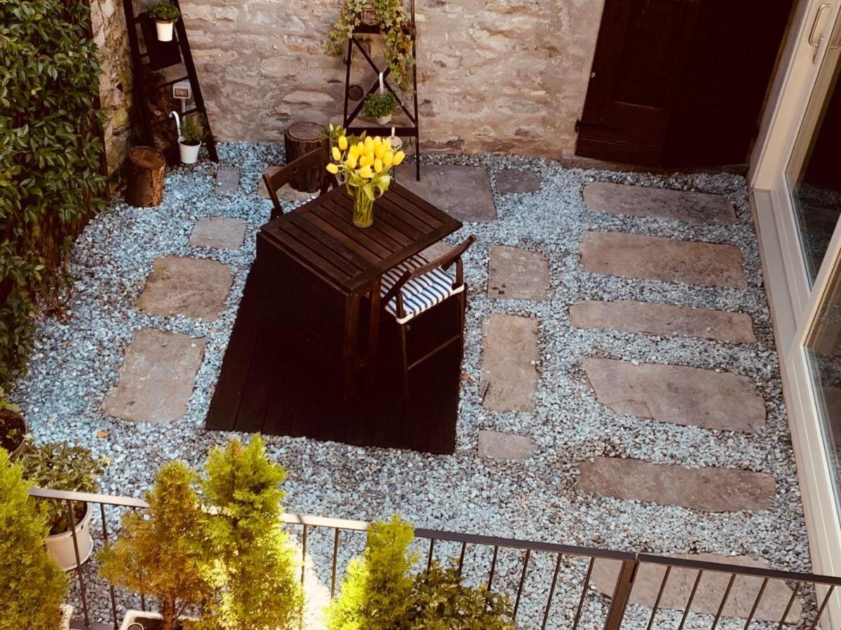 Il Borghetto Di Torno Apartment Bagian luar foto
