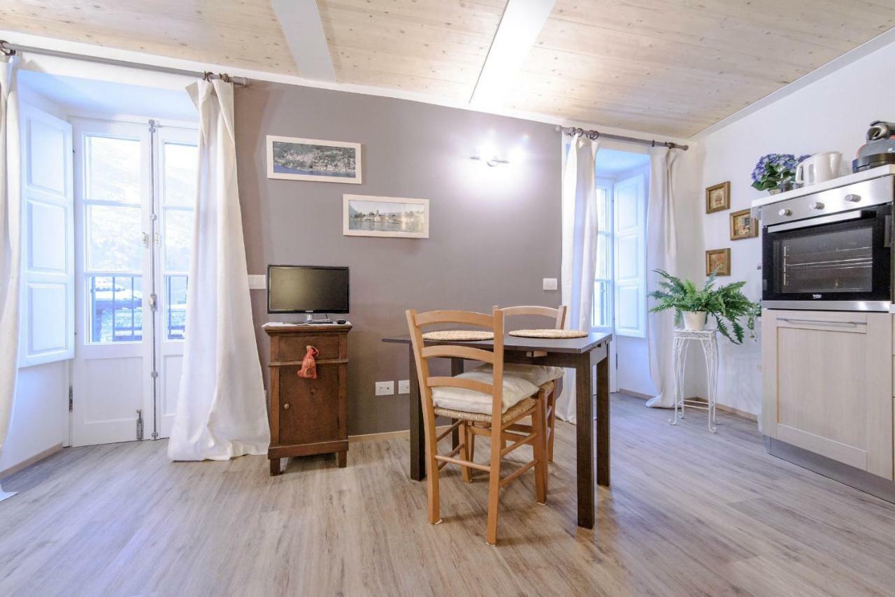 Il Borghetto Di Torno Apartment Bagian luar foto