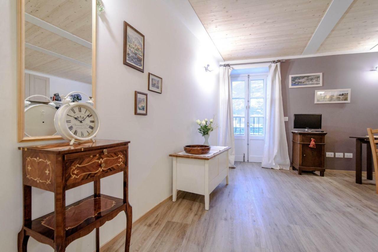 Il Borghetto Di Torno Apartment Bagian luar foto