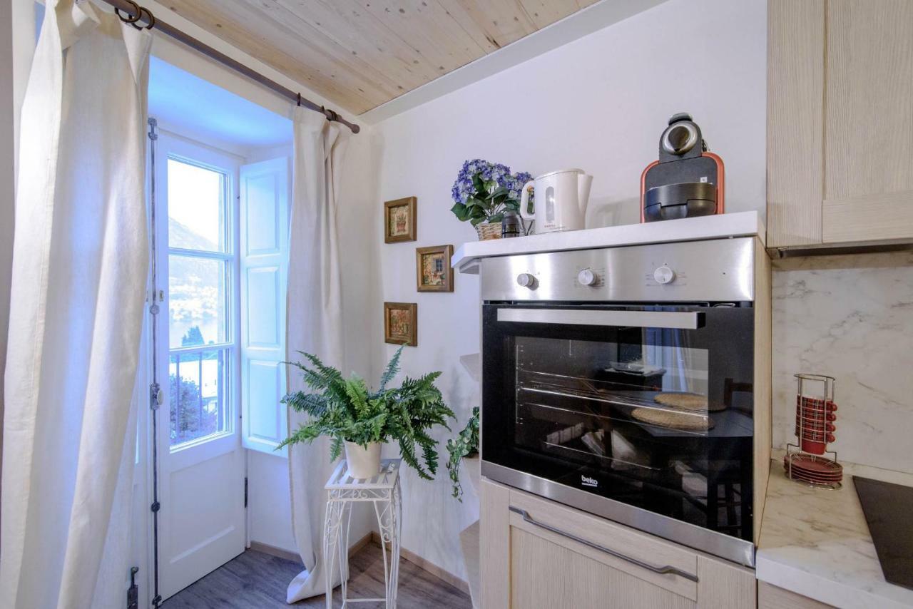 Il Borghetto Di Torno Apartment Bagian luar foto