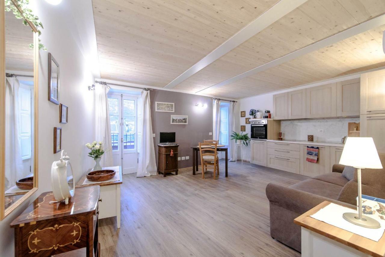 Il Borghetto Di Torno Apartment Bagian luar foto